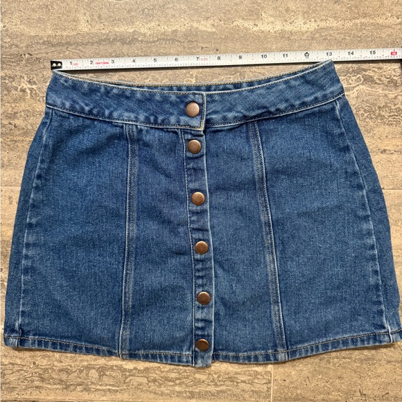 Melville Denim Snap Front Skirt - Picture 8 of 10